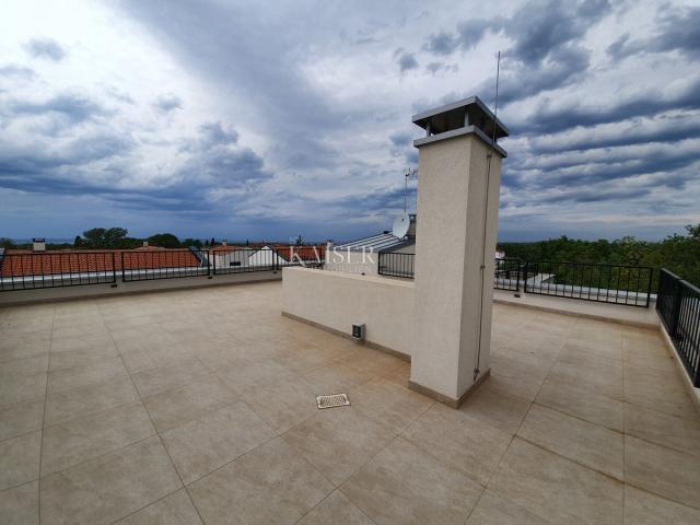 Istria - Poreč, sea view apartment with roof