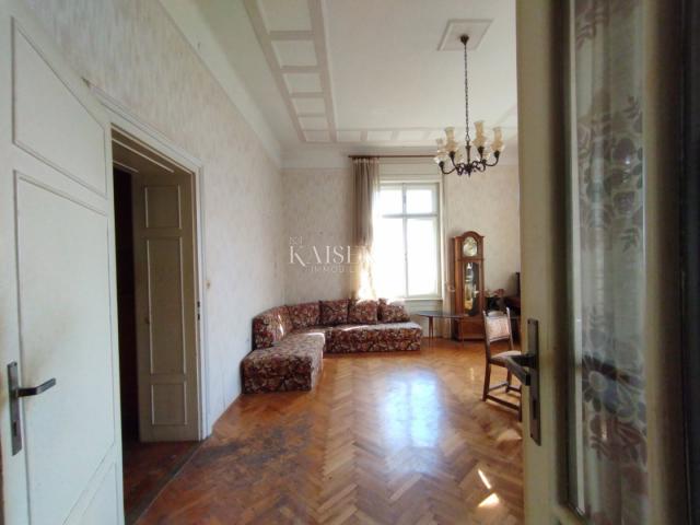 Opatija - villa floor 50 meters from the sea