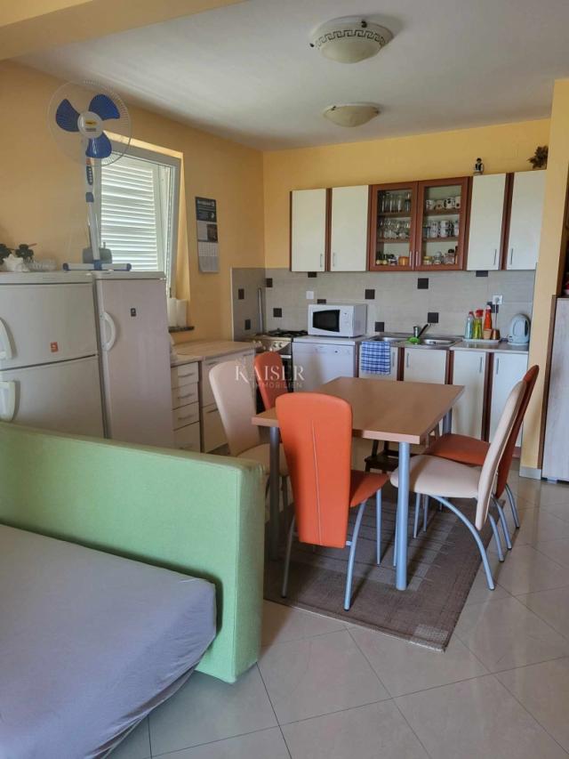 Crikvenica, Selce - apartment 60m2, 2 bedrooms, parking space