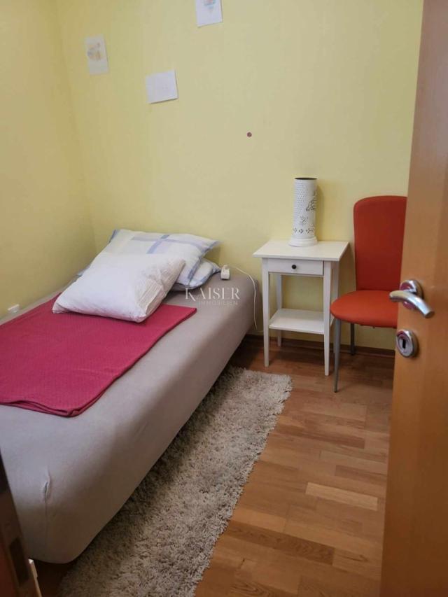 Crikvenica, Selce - Wohnung 60m2, 2 Schlafzimmer, Parkplatz