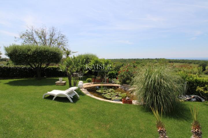 Istria - Poreč, Mediterranean villa with sea view