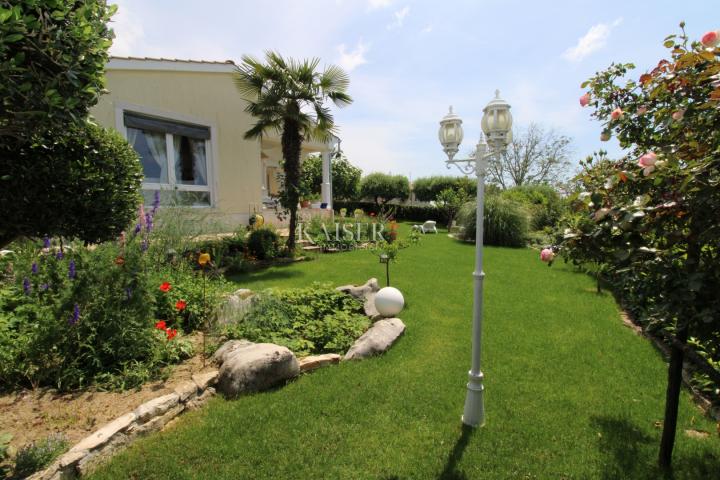 Istria - Poreč, Mediterranean villa with sea view