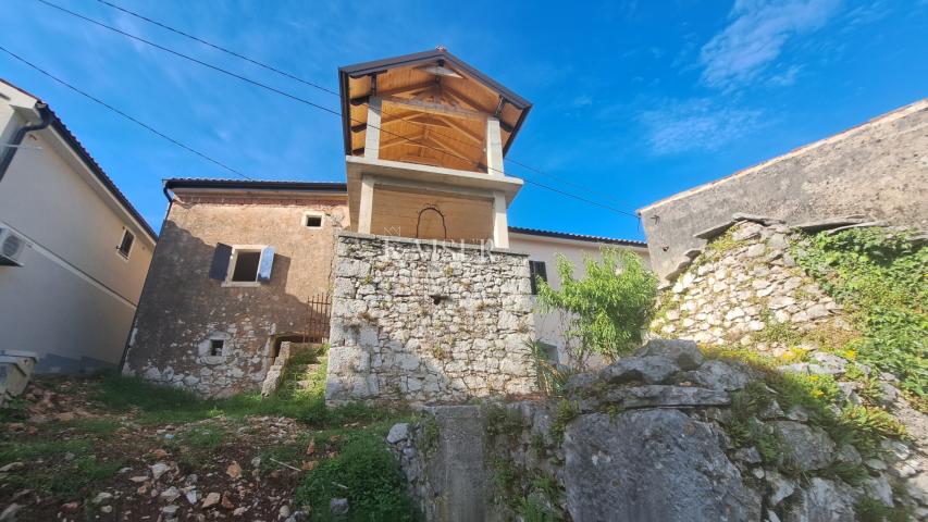 House Brseč, Mošćenička Draga, 294m2