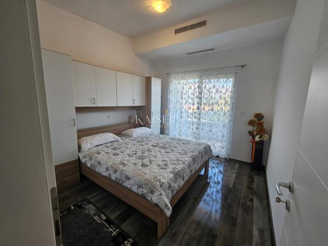 Apartment Malinska, Malinska-Dubašnica, 161,06m2