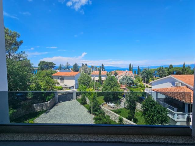 Malinska - penthouse 161m2 pogled more, 100m od mora