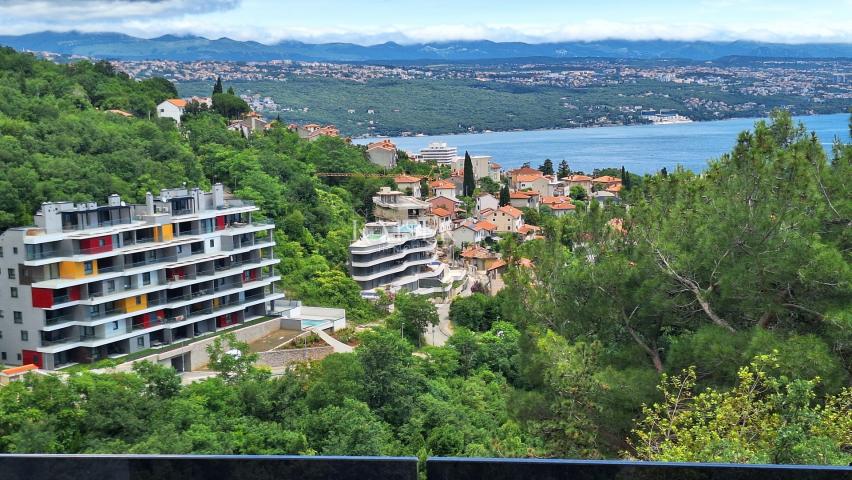 Opatija, Penthouse, in begehrter Lage mit Aussicht