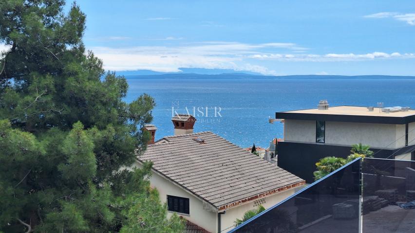 Opatija, penthouse, in a sought-after location with a view