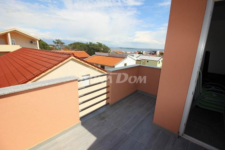 Apartman 100 m. do plaže, pogled, dvije etaže. 