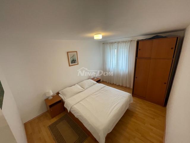 APARTMANSKA KUĆA - PRIVLAKA - 6 APARTMANA