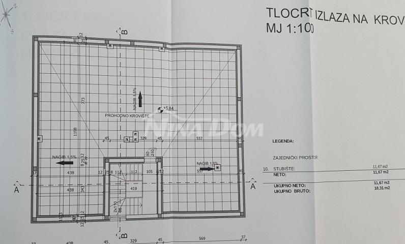 Zemljište južna strana Vira 570 m2, s građevinskom dozvolom. 