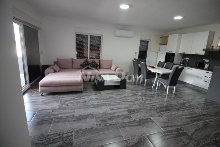 Apartman s tri spavaće sobe, prvi kat S3