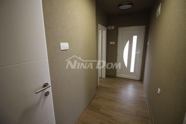 Kuća dvojnica s dva odvojena apartmana