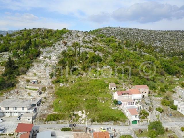 Građevinsko zemljište s projektom blizu Dubrovnika