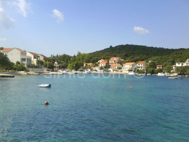 Građevinsko zemljište 130m od mora, Korčula