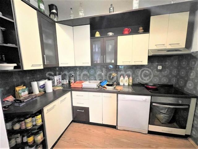 Apartmanska kuća sa predivnim pogledom 50m od mora, Čiovo