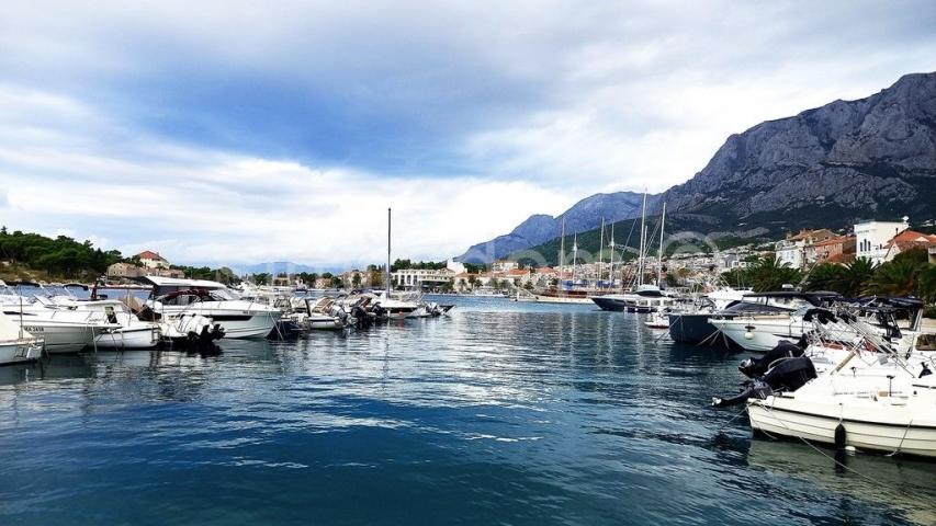 Jednosoban stan na mirnoj lokaciji, Makarska