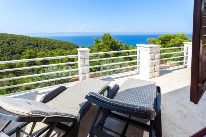 Apartmanska kuća s otvorenim pogledom, Korčula