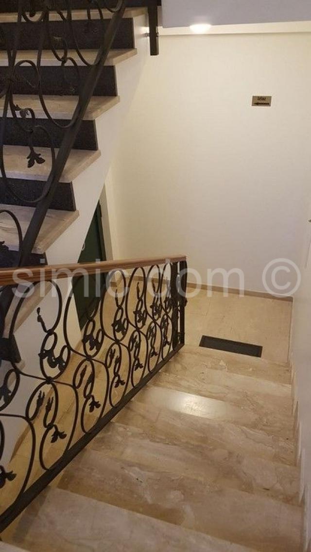 Apartmanska kuća s restoranom, Čiovo