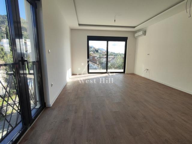 Apartment in Tivat 82m2