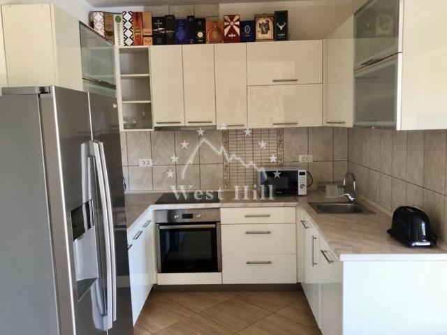 Dvosoban apartman u kompleksu naprvoj liniji