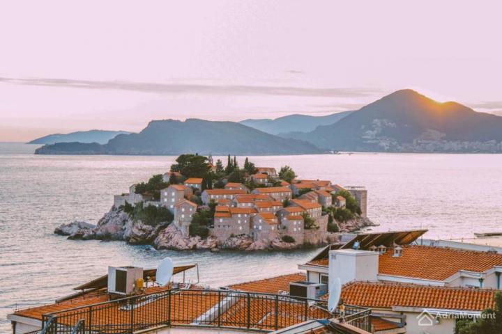 Luksuzan stan na moru - Sveti Stefan