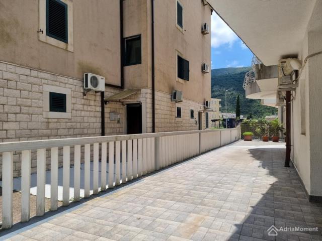 Mini-hotel 11 soba na drugoj liniji mora - Igalo, Herceg Novi