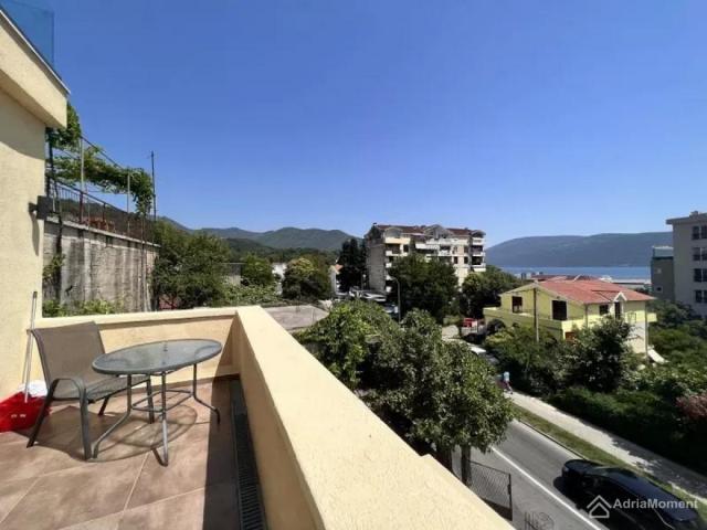 Hotel sa 10 soba u Meljinama, Herceg Novi