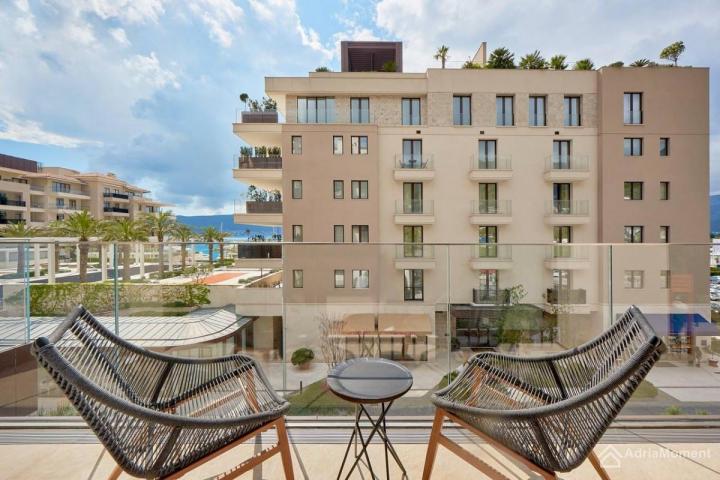 Luksuzan apartman u zgradi Elena, Porto Montenegro