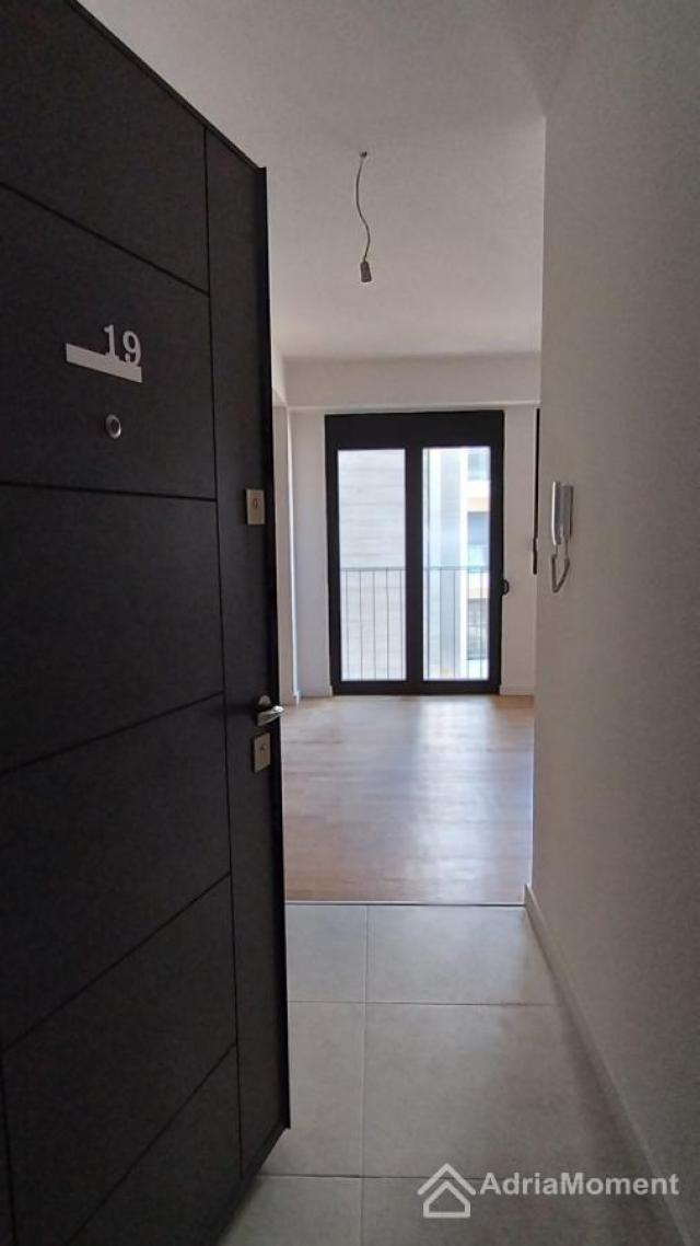 Studio 38 m2 u SEARS Residences, Tivat