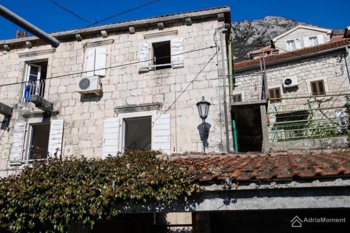 Perast - nekretnina za investiciju