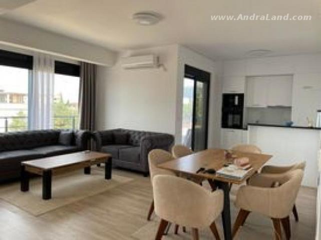 Sale of luxury three-room apartment, 120m2, VELIKI PIJESAK