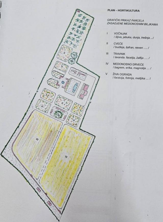 Boljevac-garsonjera 19m2, I  jednosoban stan 36m2 - Građevinsko zemljište  38 ari 45 m2- standardna 