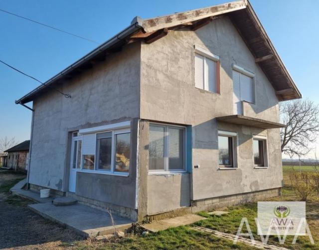 Noviji salaš 154m2, plac 1. 1ha, 