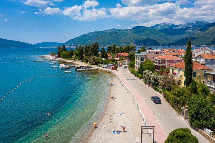 Luxury studio apartment in Tivat for sale