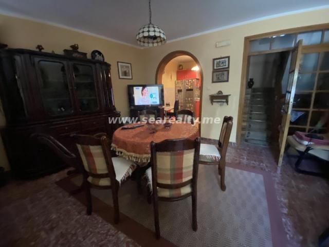 Beautiful stone palace for sale in Dobrota, Kotor