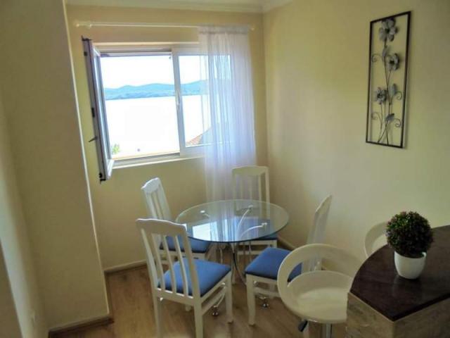 Modern 1-bedroom apartment with a sea view in Tivat for rent