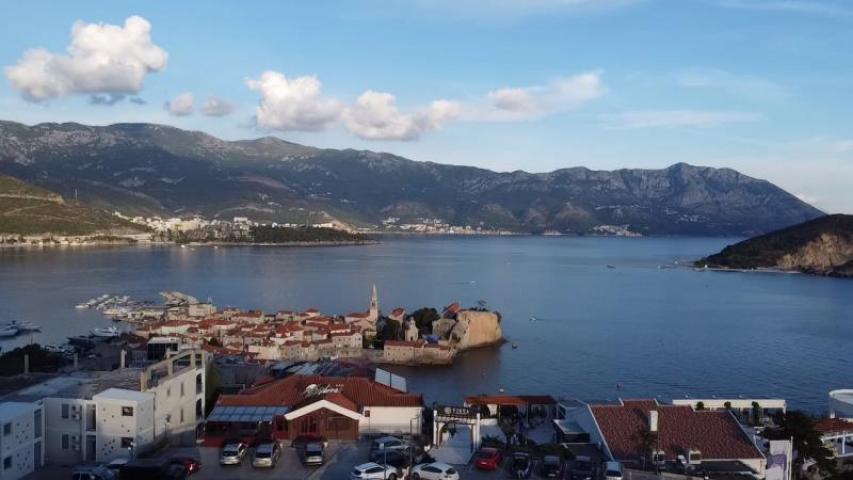 Luxury duplex apartment in Budva