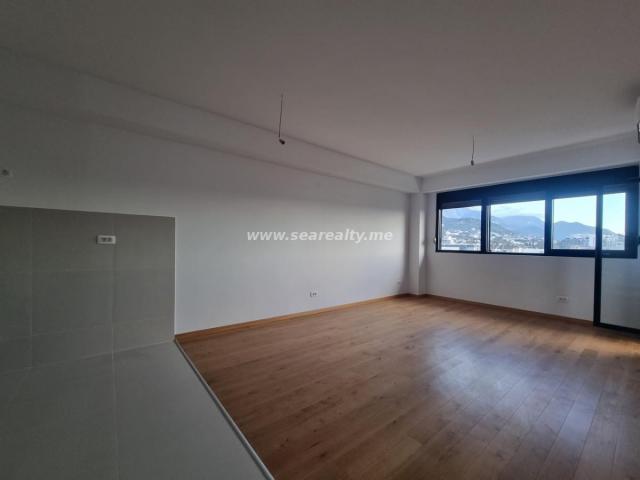 One bedroom apartment for sale