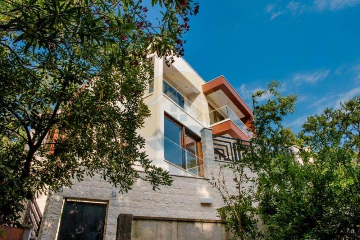 Luxury villa with beautiful sea views for sale, Perazića Do, Budva - Montenegro. 