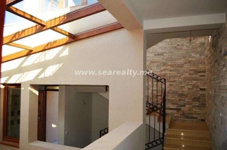 Seaviev luxury apartment with Living room + 2 bedrooms + toilet + terrace