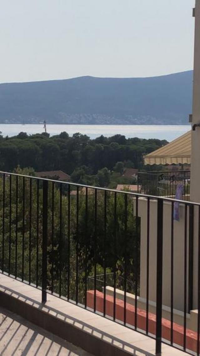 One bedroom apartment for sale in Tivat with sea view