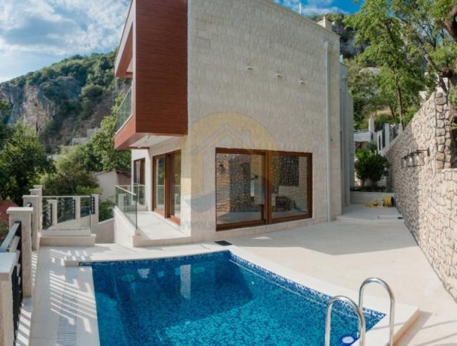 Luxury villa with beautiful sea views for sale, Perazića Do, Budva - Montenegro. 