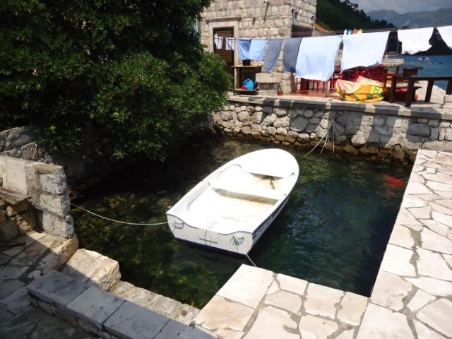 Stone house on the seashore in Kotor is for sale