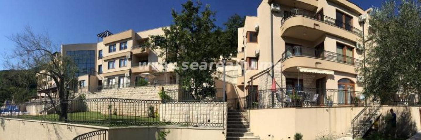 Seaviev luxury apartment with Living room + bedroom + 2 toilets + 2 terraces 94879 €