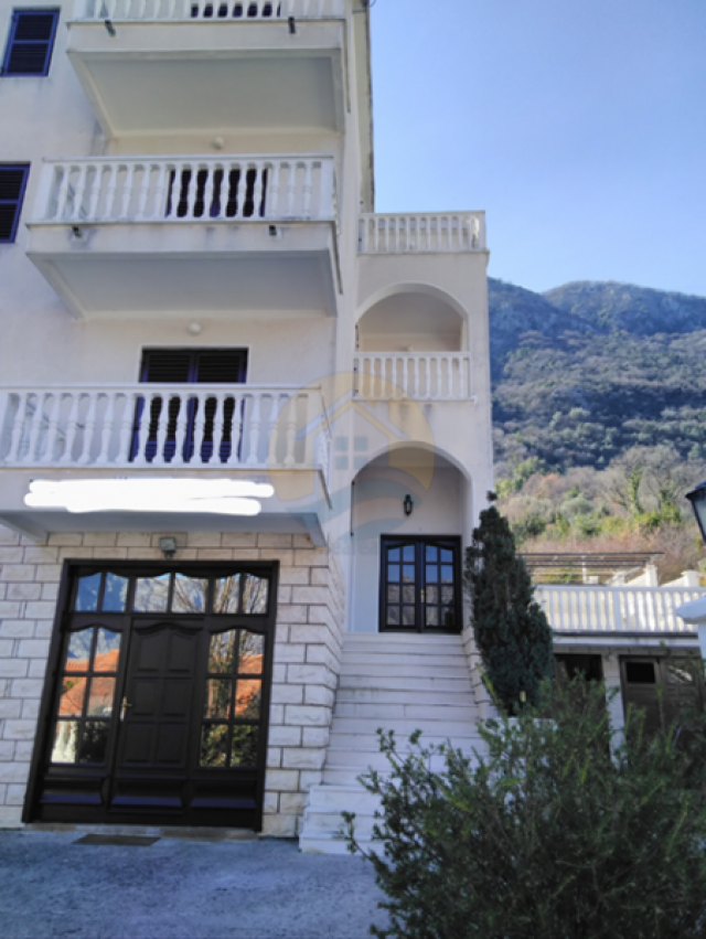 Family house with beautiful sea views for sale in Stoliv, Kotor - Montenegro. 