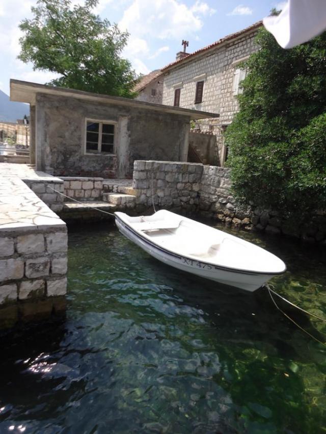 Stone house on the seashore in Kotor is for sale