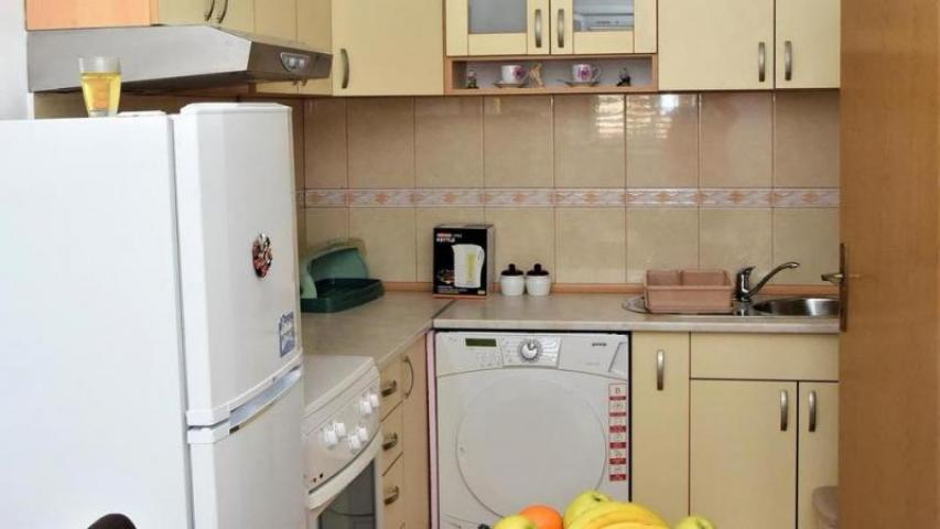 House with apartments for sale in Dobrota, Kotor