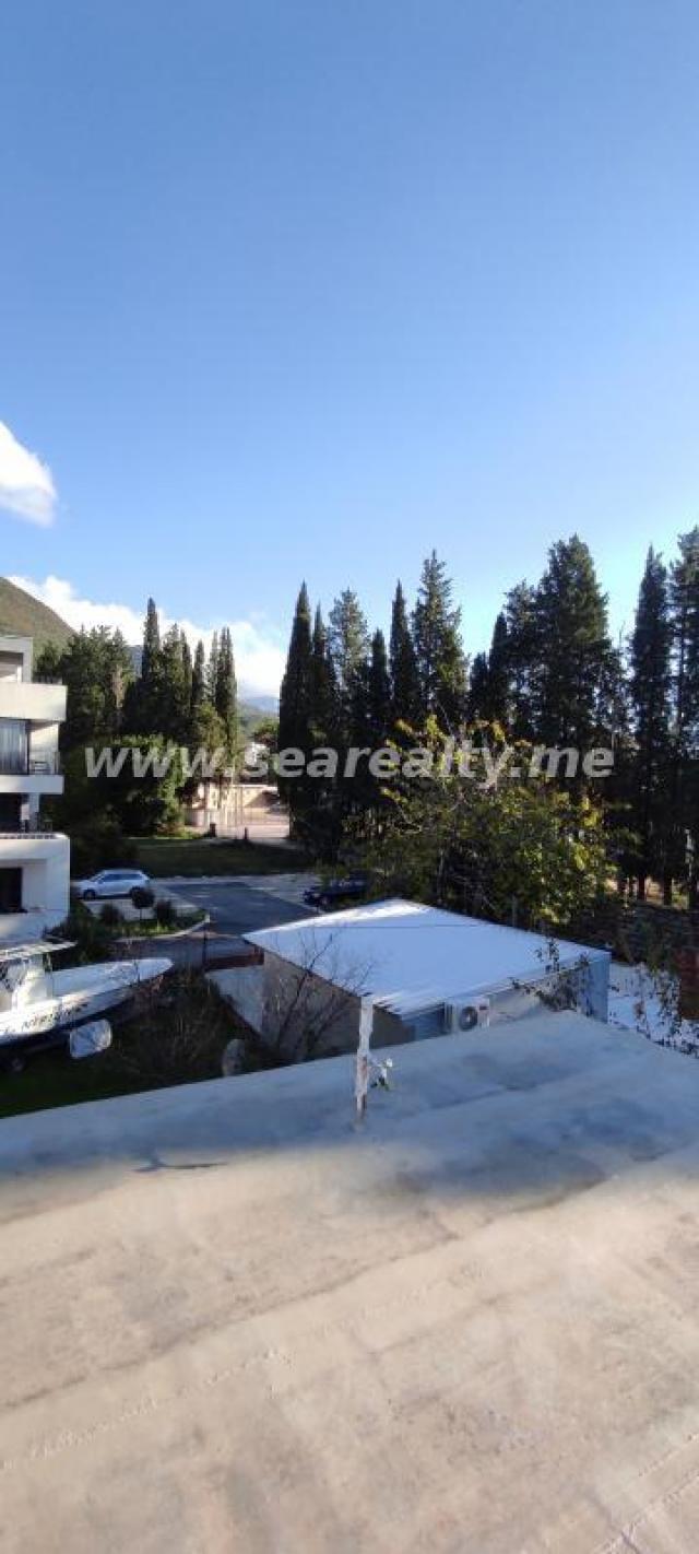 Great opportunity to buy a house on the sea in Montenegro, Donja Lastva, Tivat, Montenegro