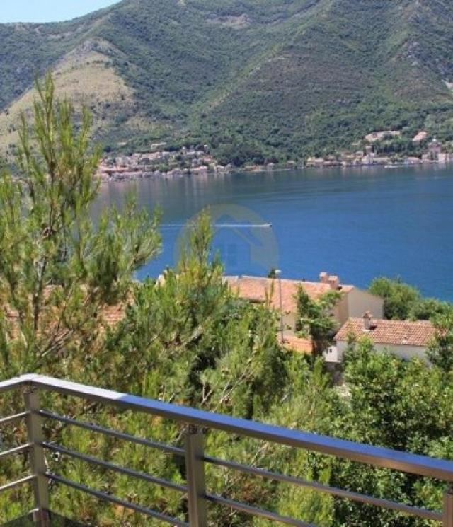 Two apartments with sea view in Dobrota, Kotor - Montenegro