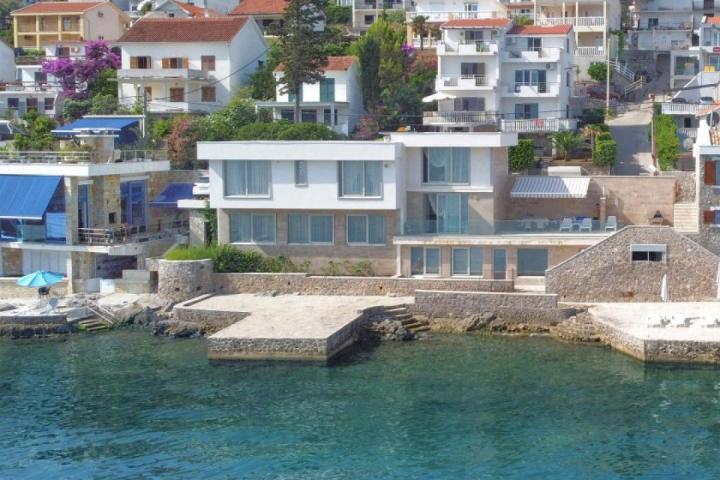 Exclusive villa one step from the sea, Krasici, Kotor